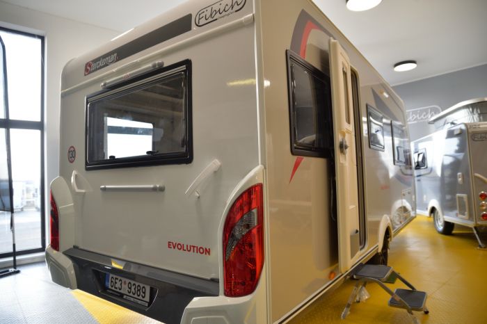 Obytný karavan Sterckeman Sport 492 LJ - Klima 